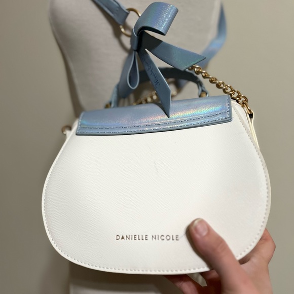 Danielle Nicole Cinderella crossbody for Disney Loungefly. - Picture 9 of 11
